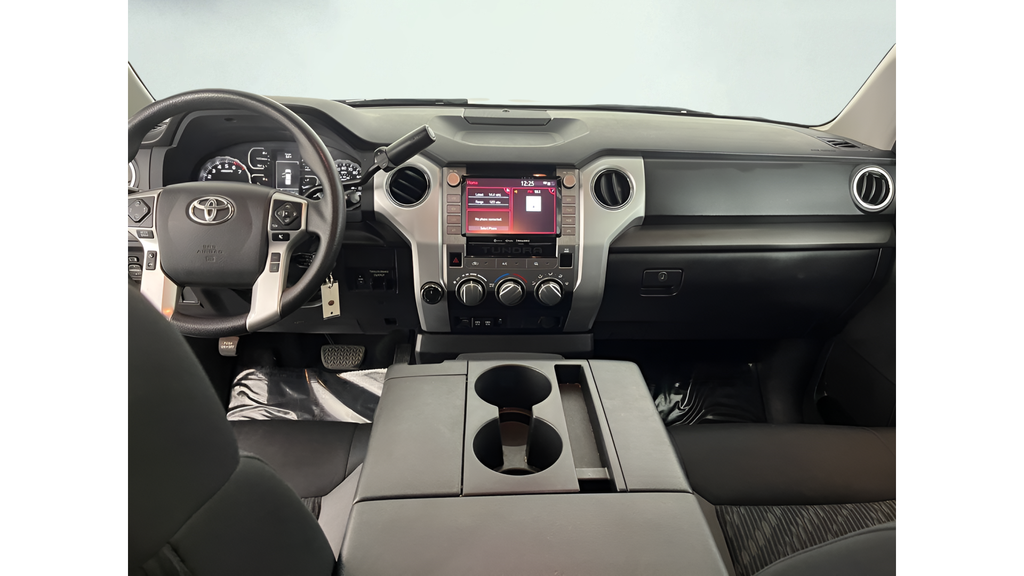 2021 Toyota Tundra SR5 - Photo 17