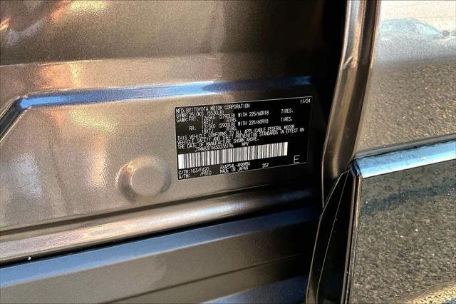 Certified Used 2025 MAGNETIC GRAY MET. Toyota  image 36