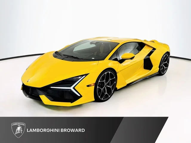 2024 Lamborghini Revuelto 