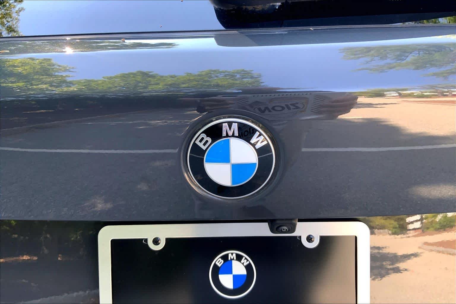 Certified Used 2024 Dravit Grey Metallic BMW xDrive40i image 29
