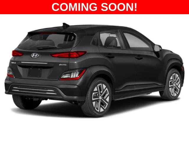 Used 2023 Black Hyundai SE image 6