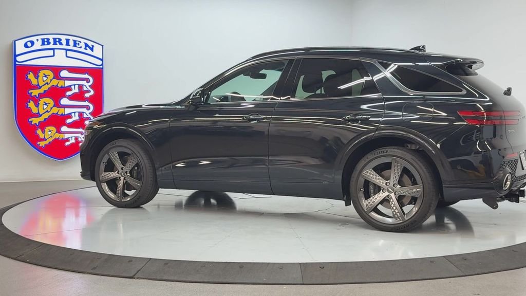 Used 2025 Black Genesis 3.5T Sport image 7