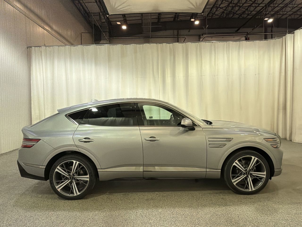 New 2026 Savile Silver Genesis 3.5T E-SC MHEV image 5