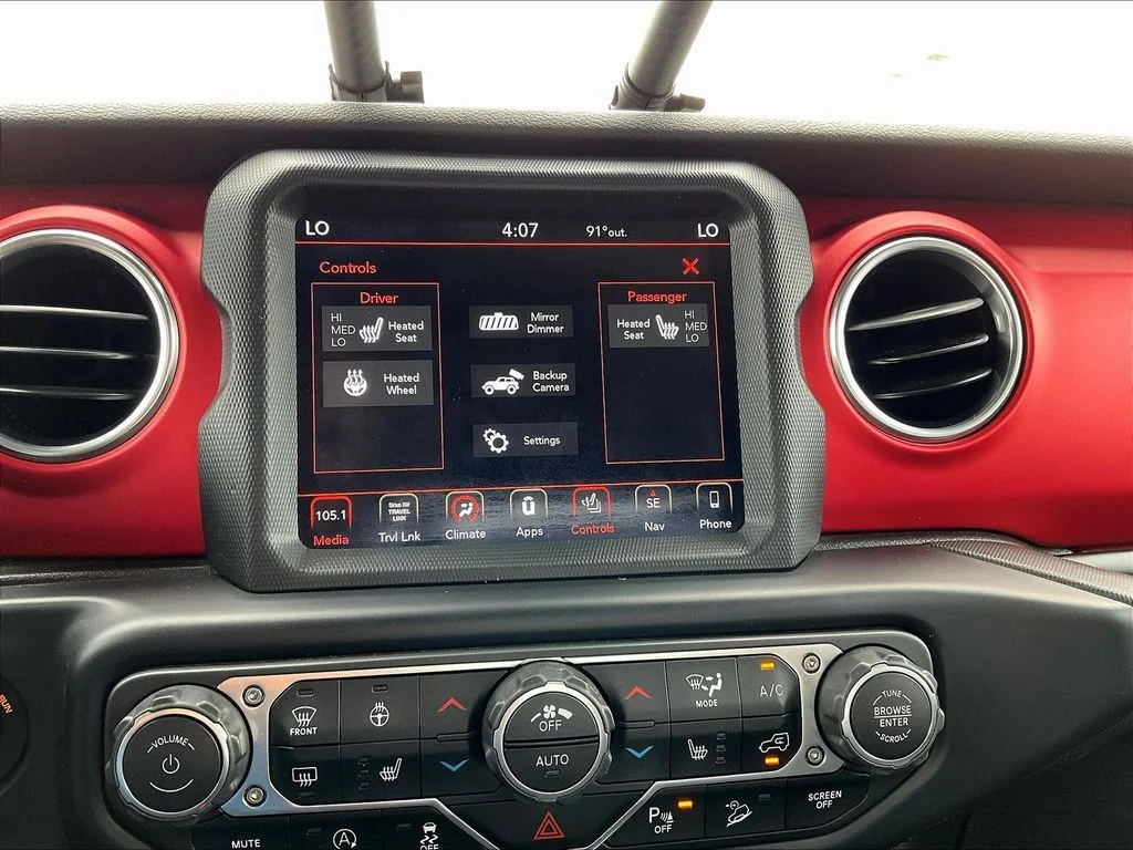Certified Used 2019 White Jeep Unlimited Rubicon image 15