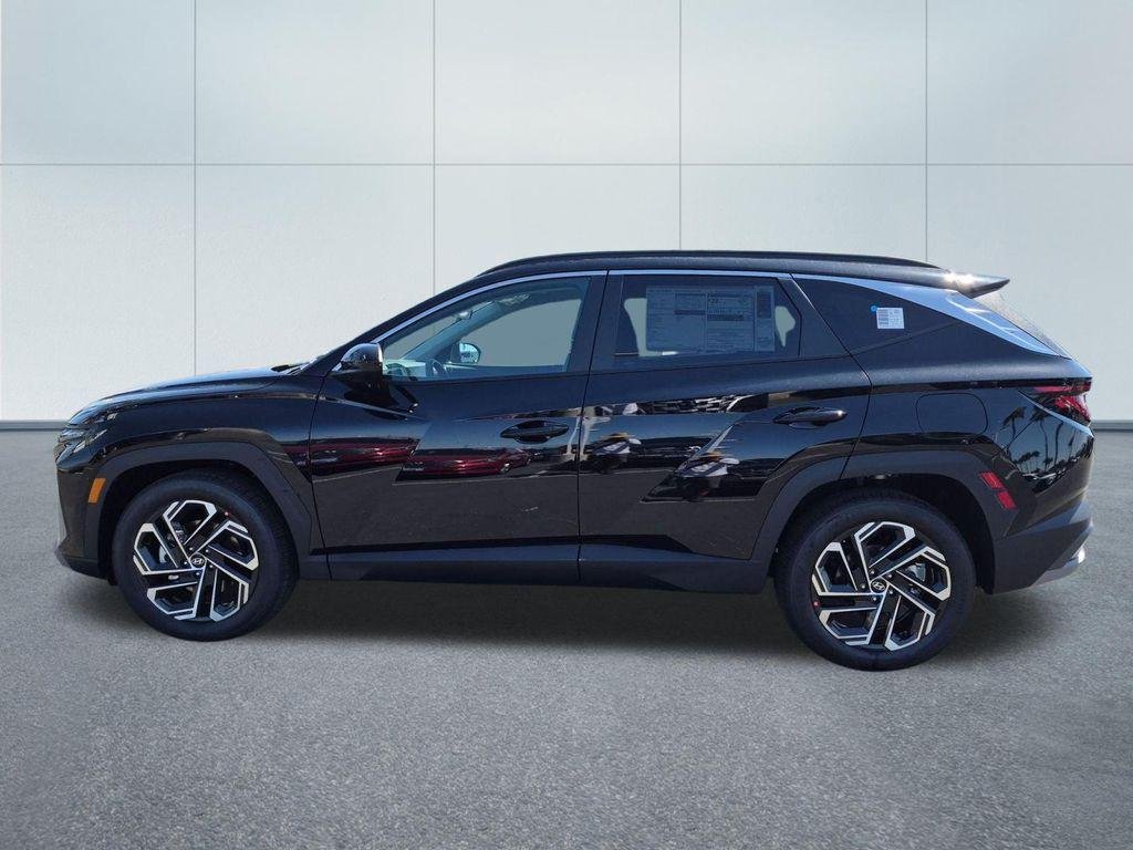 New 2026 Black Hyundai SEL Plus FWD image 3