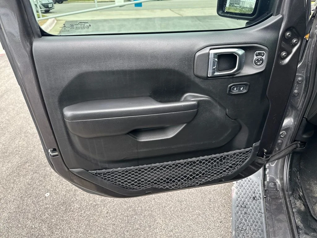 Used 2020 Gray Jeep Unlimited Sport S image 16