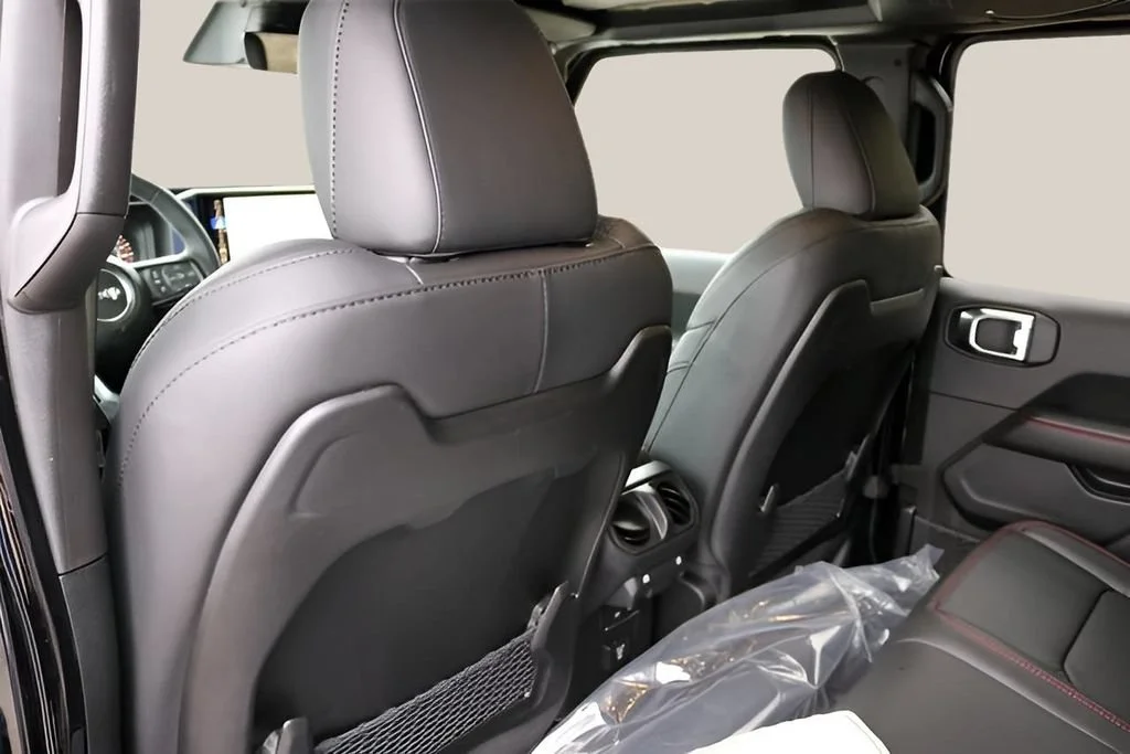 New 2026 Black Clear-Coat Exterior Paint Jeep Rubicon X image 33
