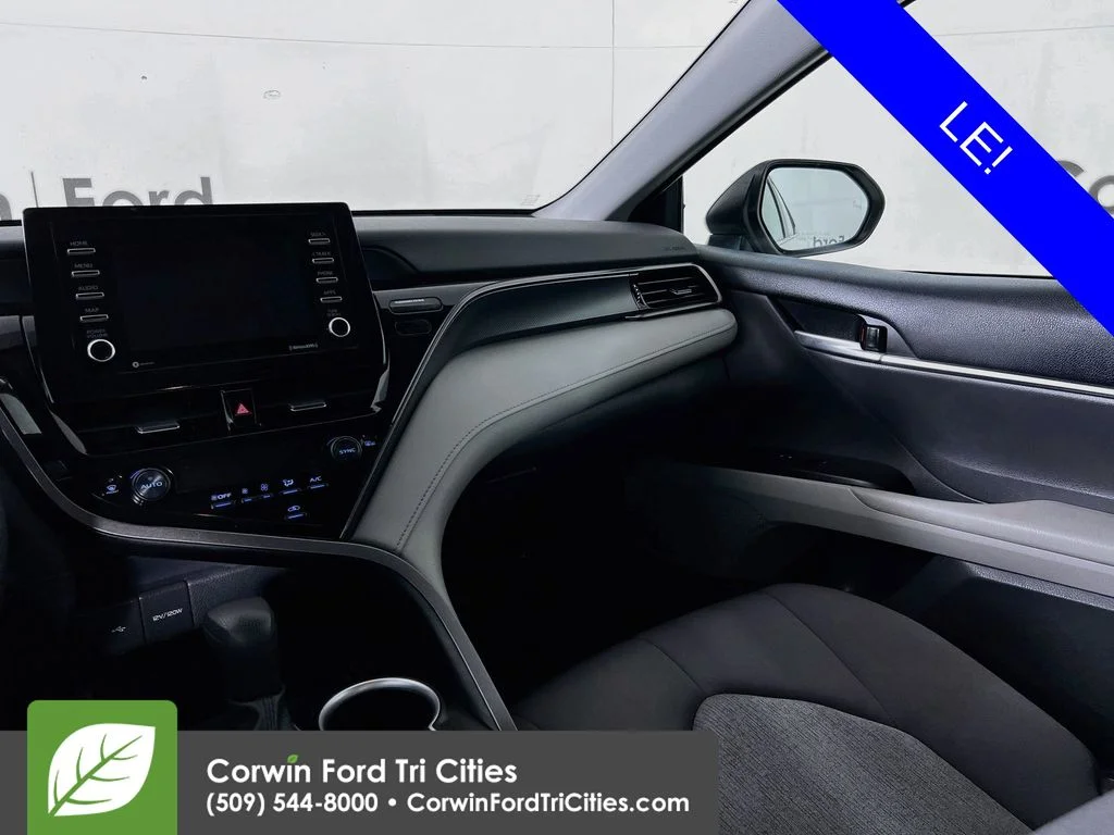 Used 2024 Wind Chill Pearl Toyota LE image 25