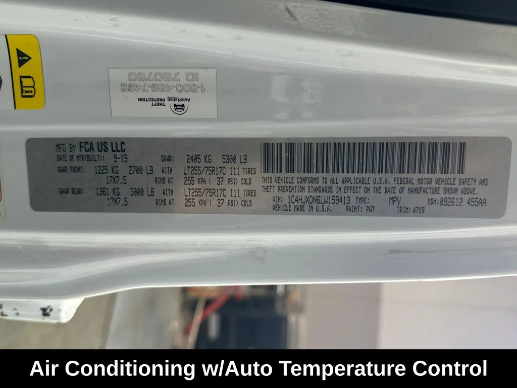 Used 2020 White Jeep Unlimited Sport image 14