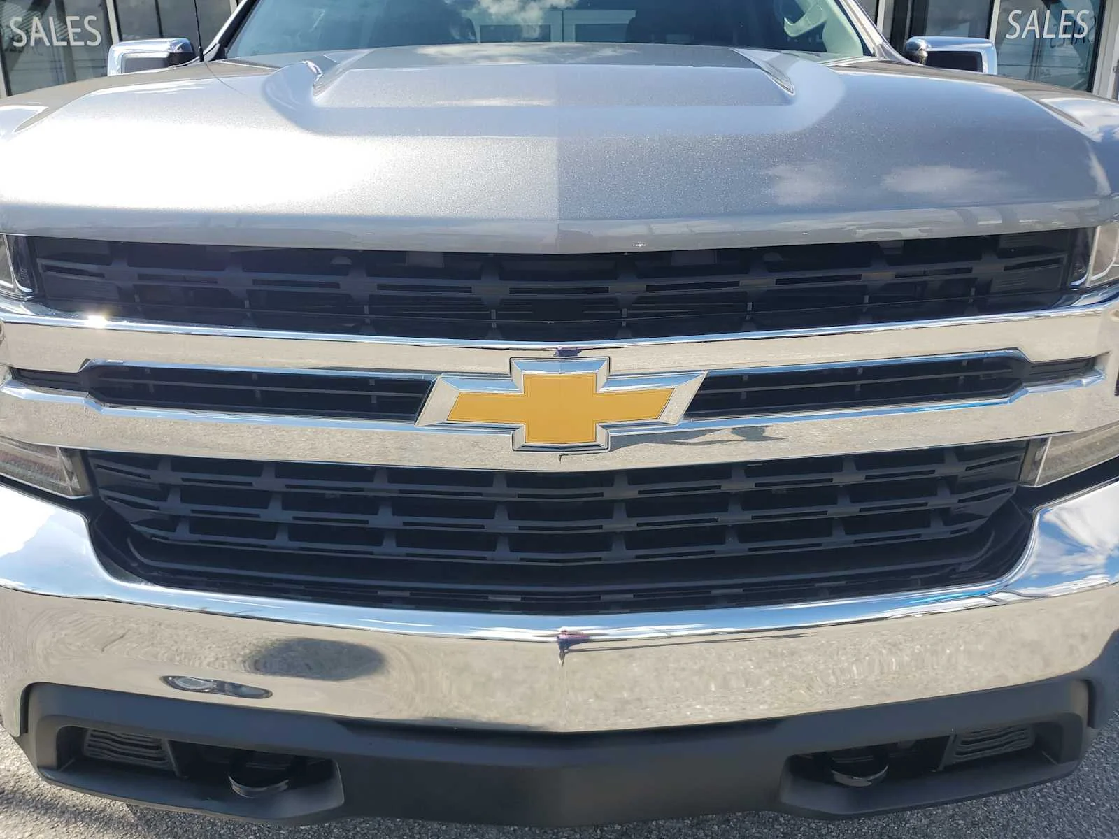 Used 2022 Satin Steel Metallic Chevrolet LT image 10