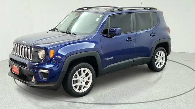Used 2020 Blue Jeep Latitude image 5