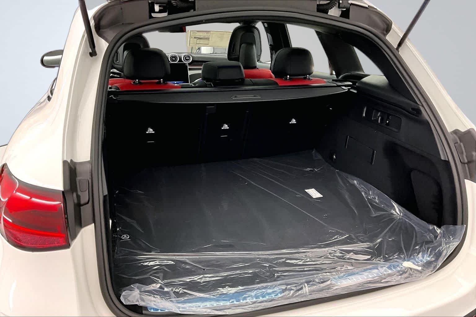 New 2027 Polar White Mercedes-Benz AMG® GLC 53 4MATIC+ SUV image 19
