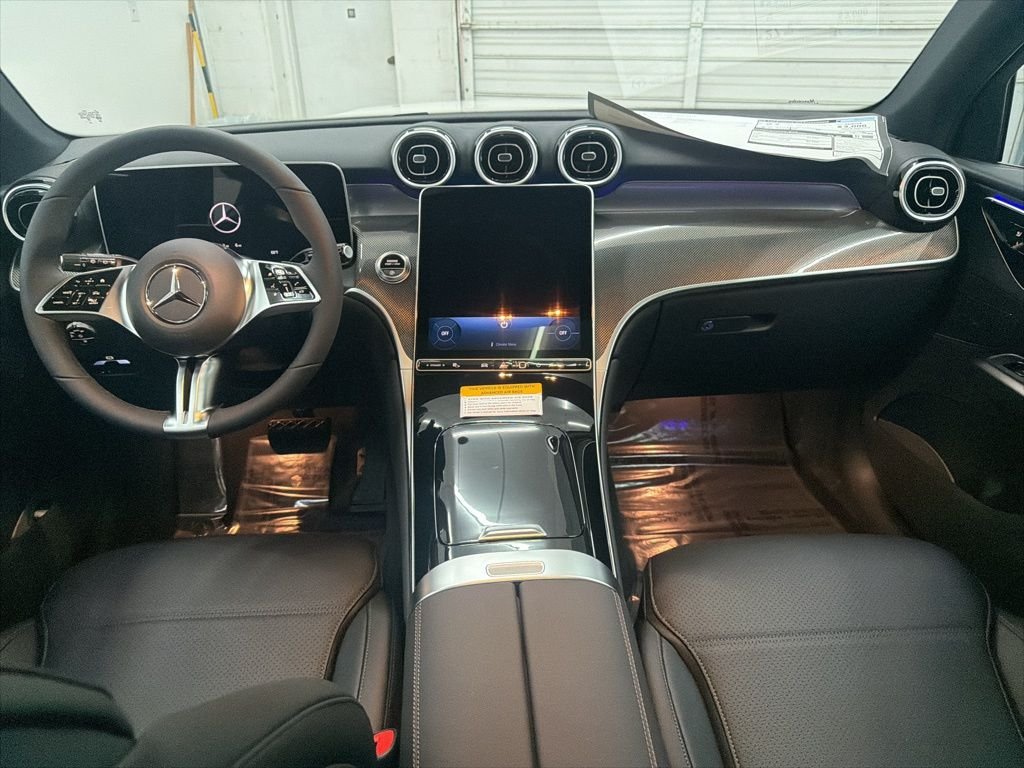 Used 2026 White Mercedes-Benz GLC 300 image 21