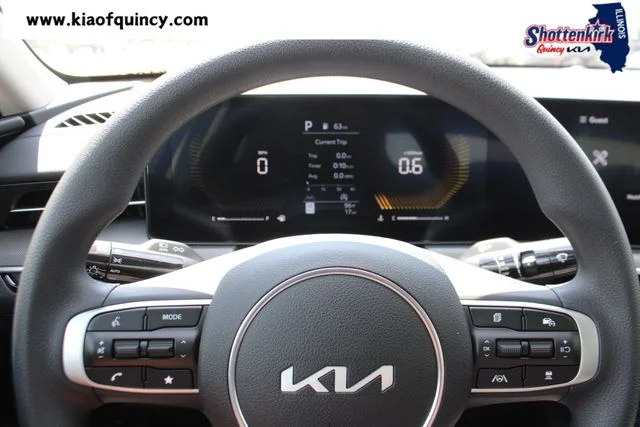 New 2026 White Kia LXS image 24