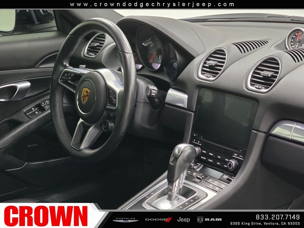 Used 2021  Porsche S image 14