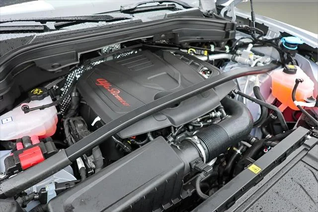 2025 Alfa Romeo Stelvio Base - Photo 24