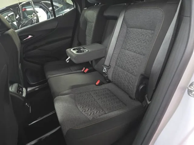 Used 2024 Summit White Chevrolet LT image 16