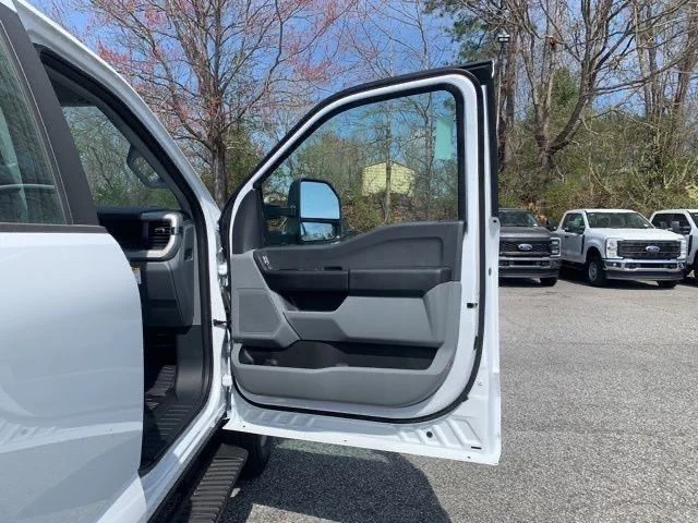 New 2026 White Ford F-250® XL image 14