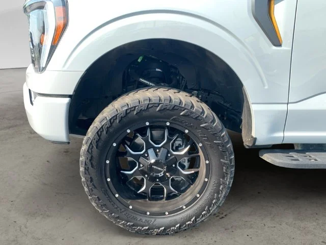Used 2023 White Ford Tremor image 10