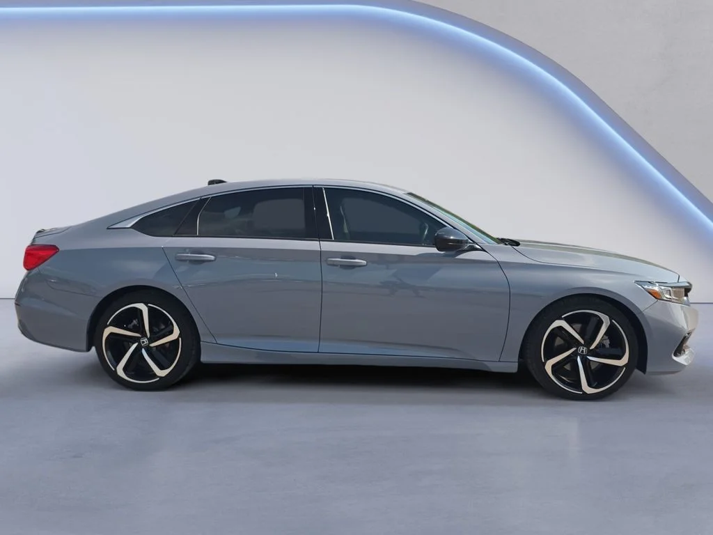 Used 2022 Sonic Gray Pearl Honda Sport SE image 7