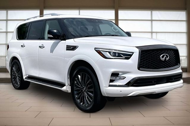 Used 2021 White INFINITI Premium Select image 11