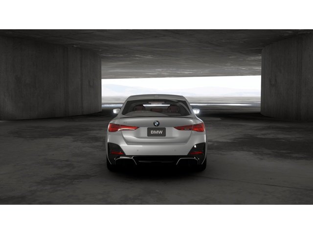 New 2026 Brooklyn Grey Metallic BMW xDrive40 image 5