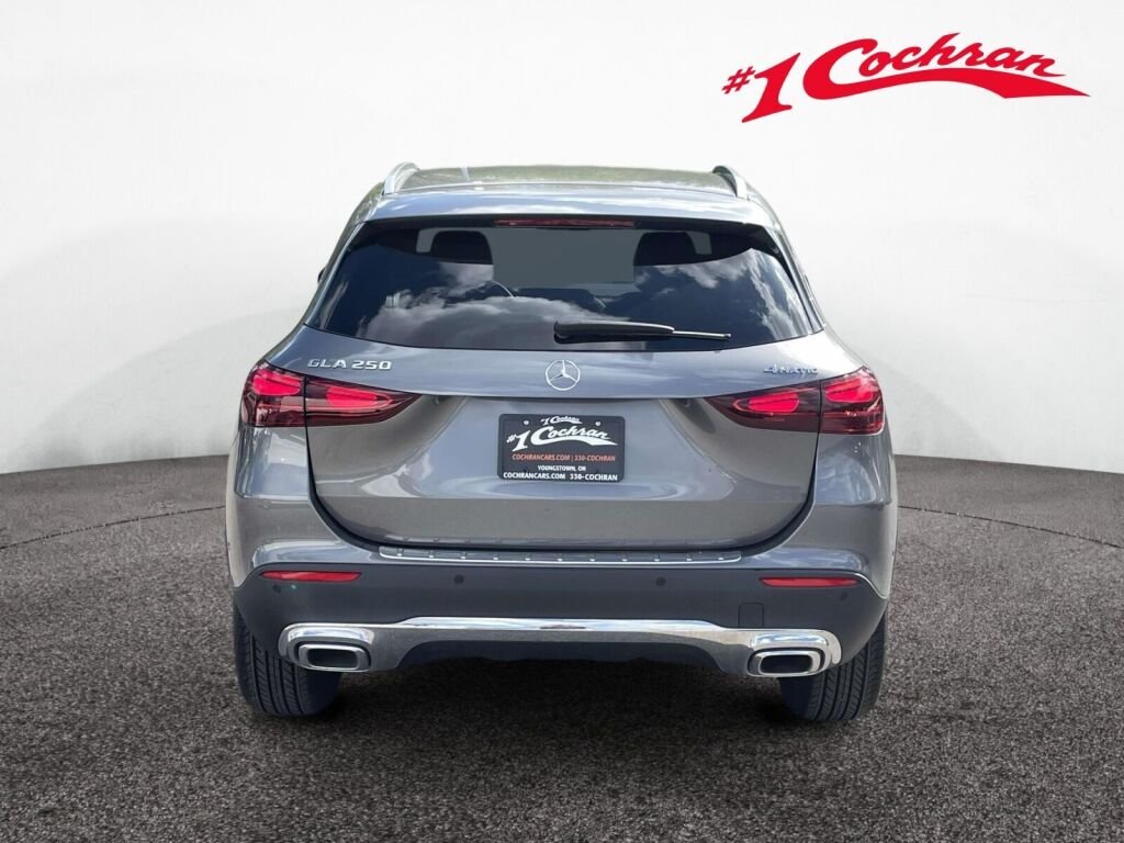 New 2026 Mountain Grey Metallic Mercedes-Benz GLA 250 image 8