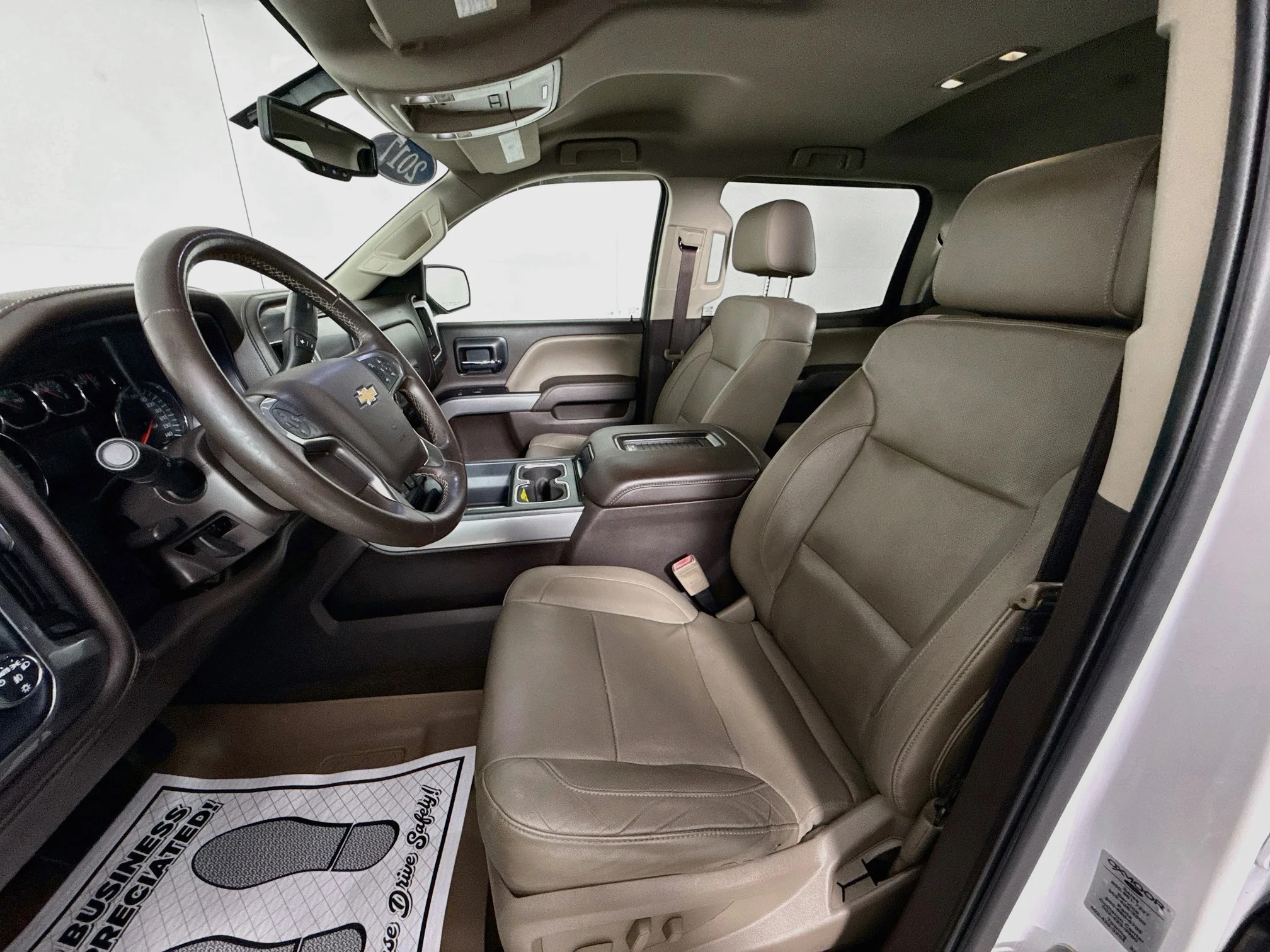Used 2017 Summit White Chevrolet LTZ image 21