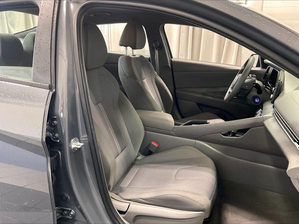 Used 2024 Gray Hyundai SE image 11