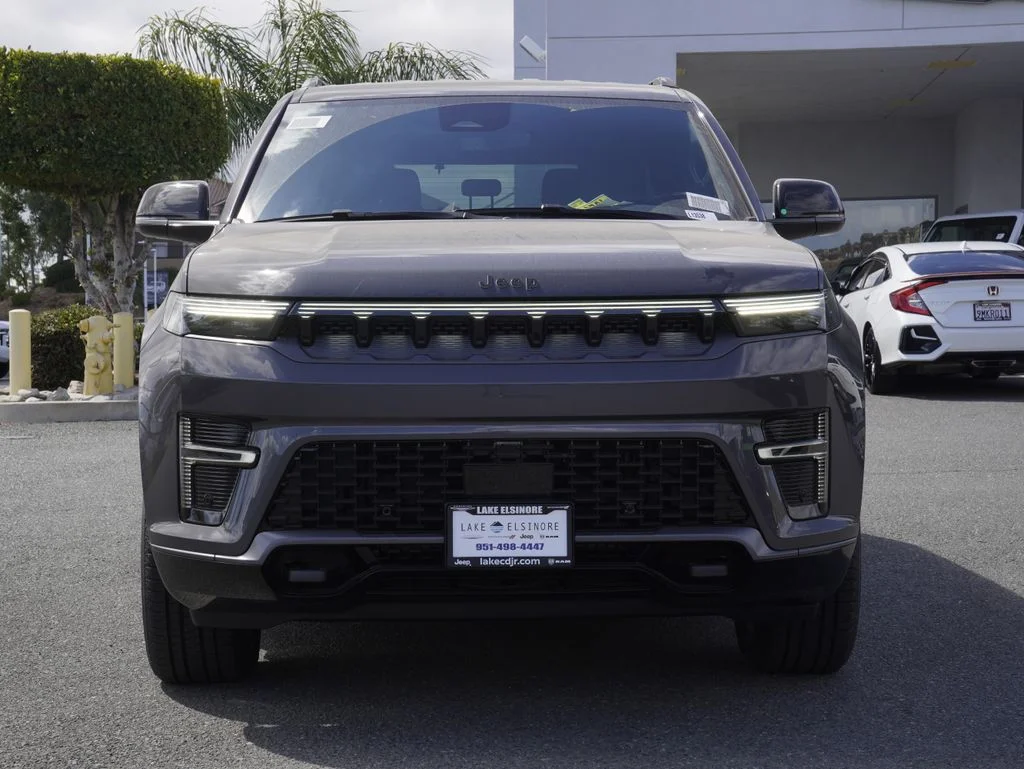 New 2026 Baltic Gray Metallic Clearcoat Jeep Limited Altitude image 9
