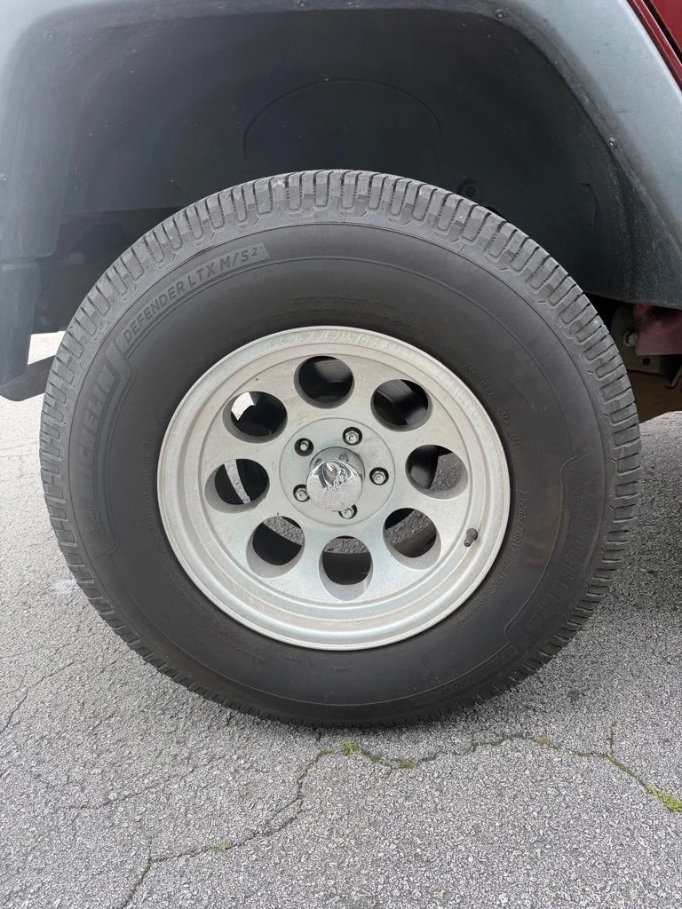Used 2008 Red Jeep Unlimited X image 19