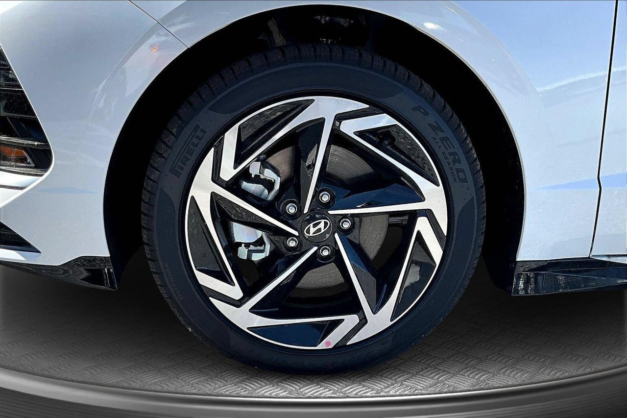 New 2026 White Hyundai SEL Sport image 30