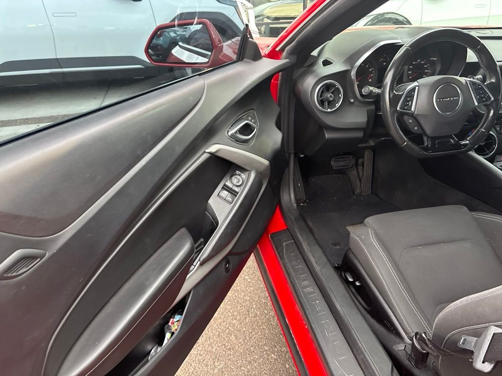 Used 2018 Red Chevrolet 1LT image 20