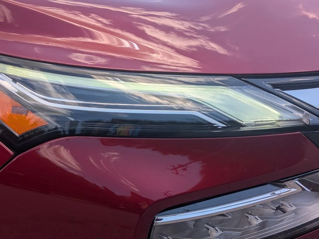 Used 2026 Red Nissan Platinum image 4