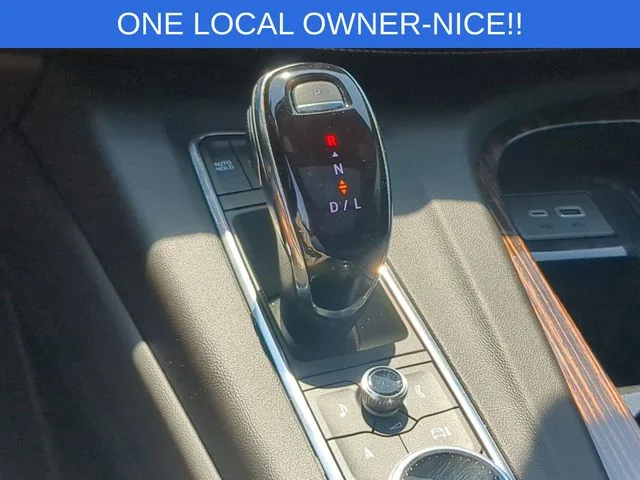 Used 2024 Silver Cadillac Premium Luxury image 27