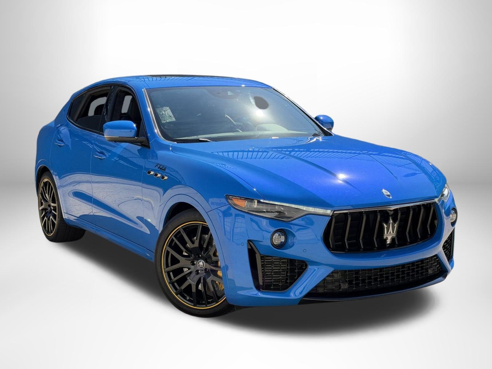 Used 2022 Blue Maserati Tributo image 1