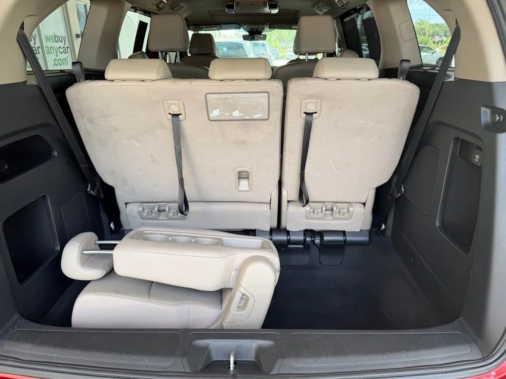 Used 2023 Red Honda Touring image 36