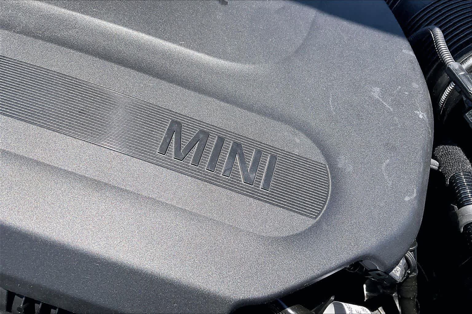 2026 MINI Hardtop 4 Door - Photo 17