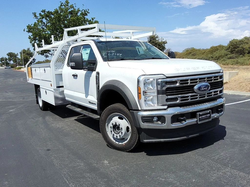 2026 Ford F-550 Super Duty Chassis Cab