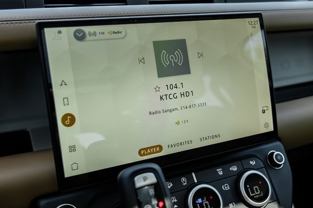 New 2026 Fuji White Land Rover S image 40