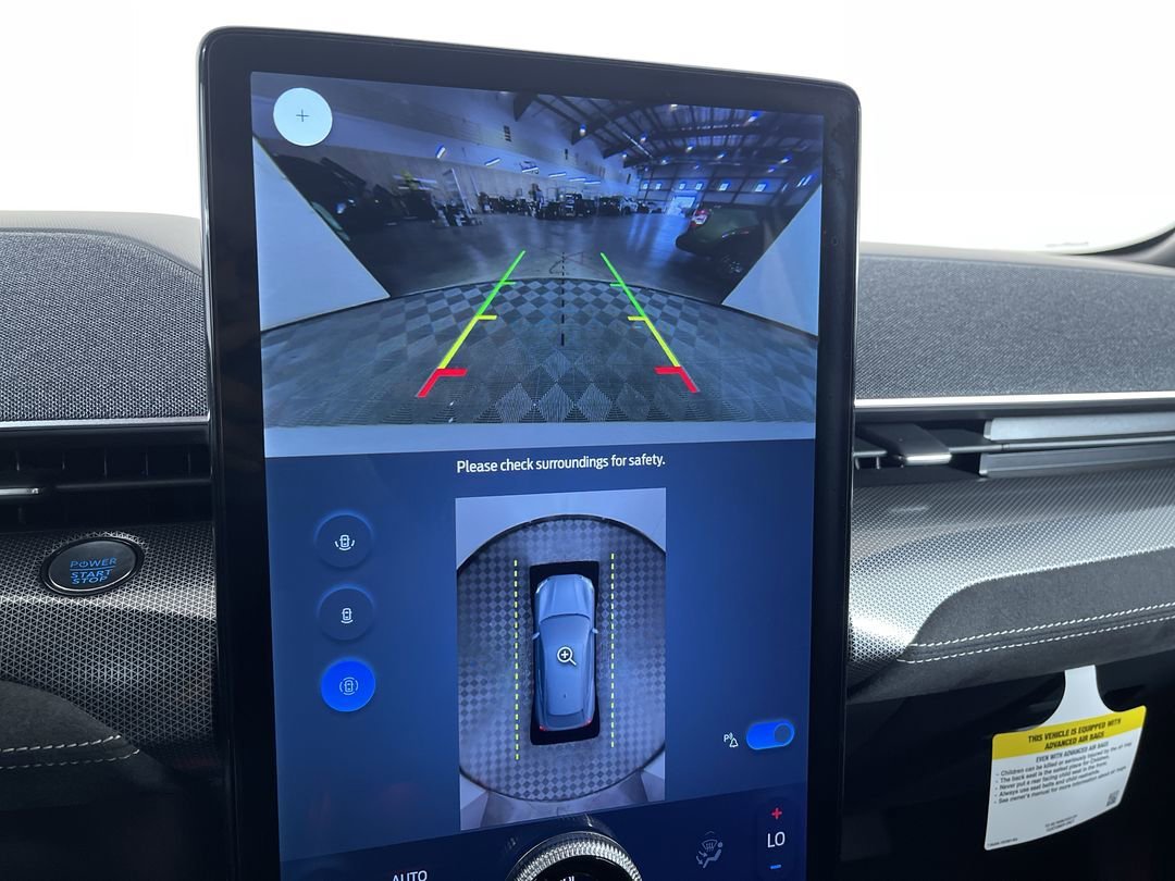 2025 Ford Mustang Mach-E GT - Photo 19