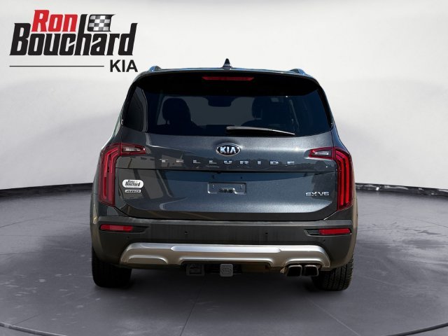 Used 2020 Gray Kia SX image 4