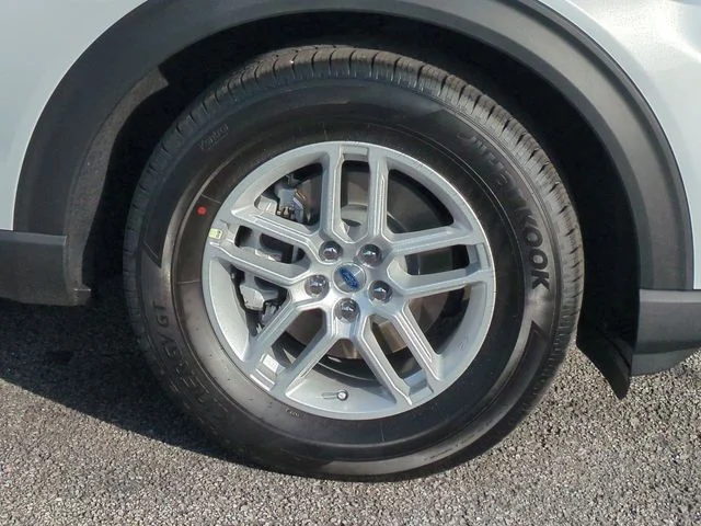 New 2026 Space White Metallic Ford Active 100A image 11