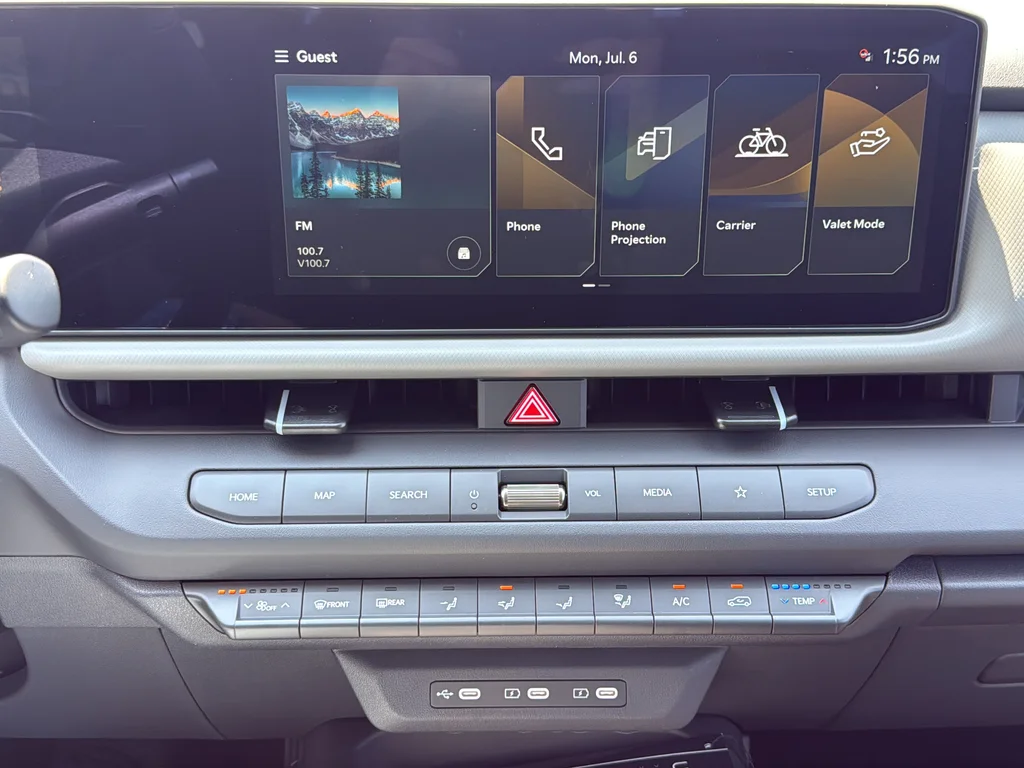 New 2027 Snow White Pearl Kia LX image 22