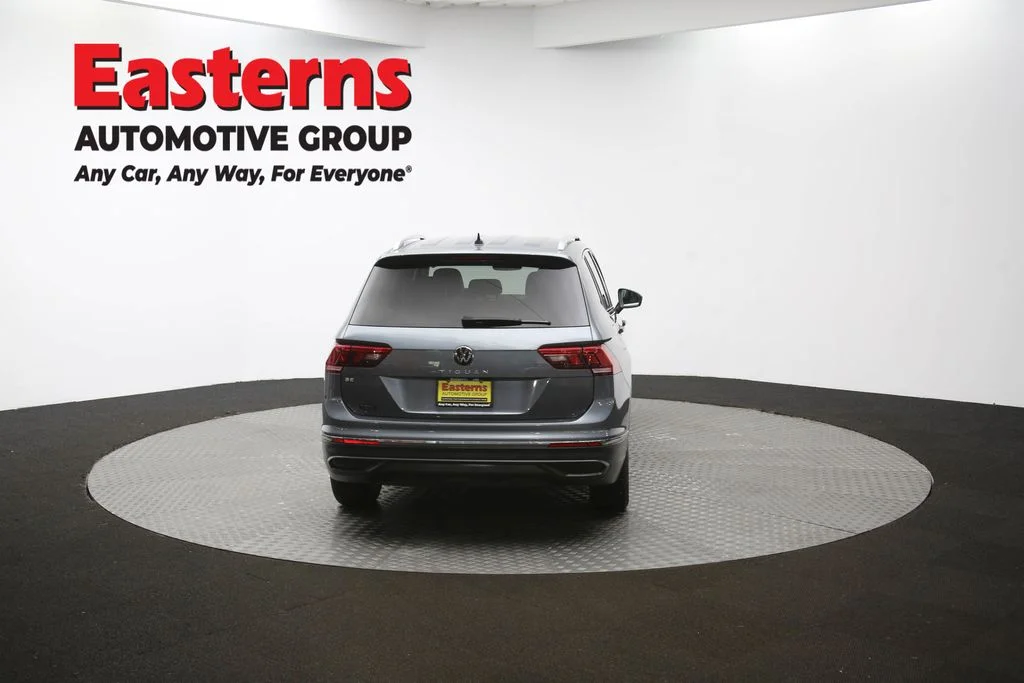 Used 2024 Gray Volkswagen 2.0T SE image 39