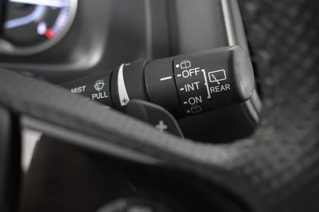 Used 2023  Honda Elite image 38