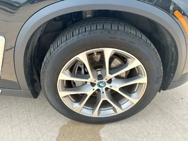 Used 2024 Black BMW xDrive50e image 51