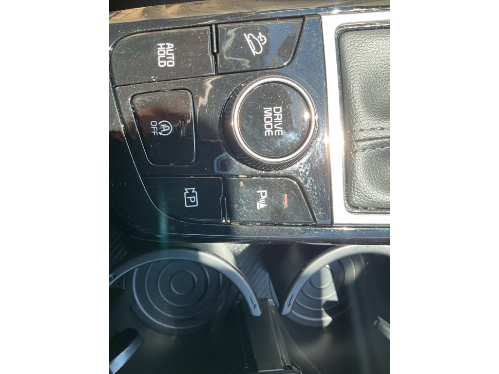 Used 2024 Ebony Black Kia EX image 31