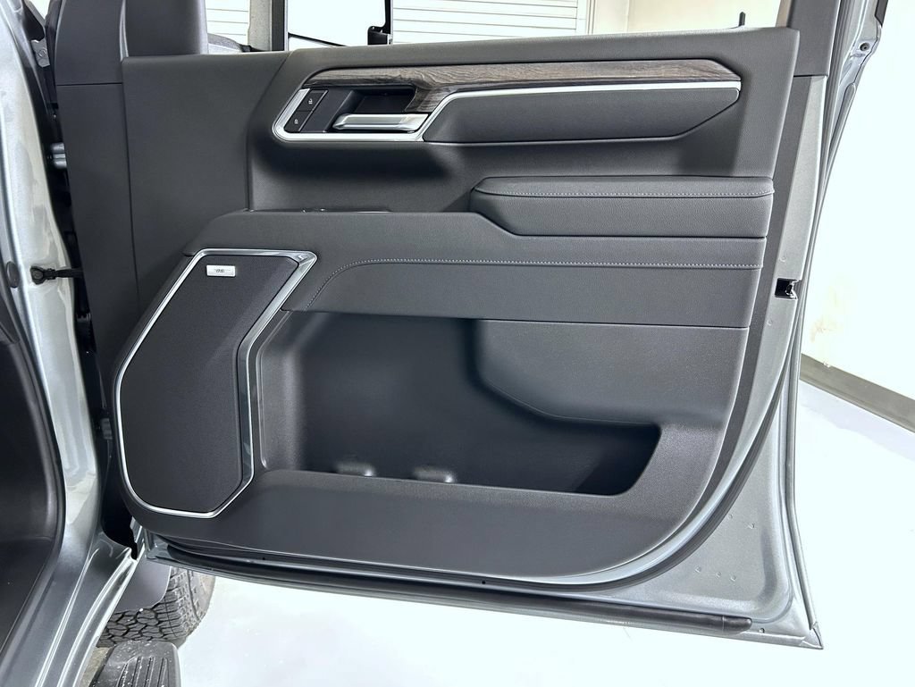 2026 Chevrolet Silverado 3500 HD LTZ - Photo 16