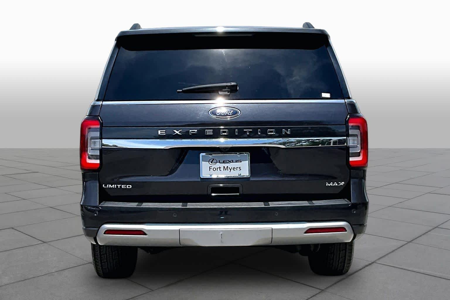 Used 2024 Dark Matter Gray Metallic Ford Limited image 6